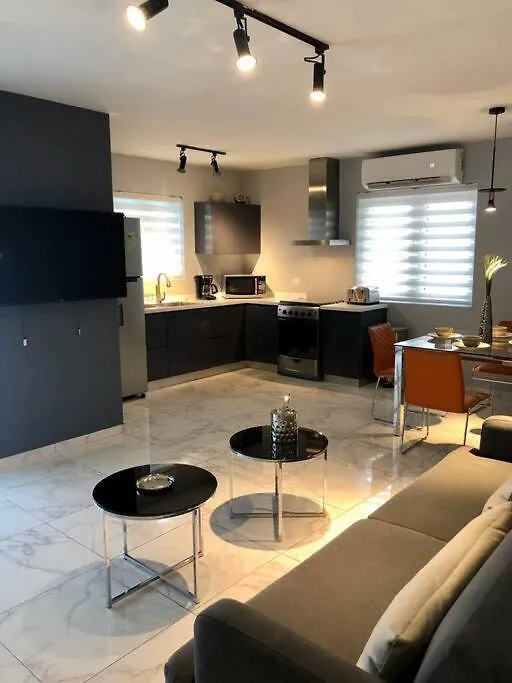 Xevize Apartment 1 شاطئ بالم 0*,  أروبا